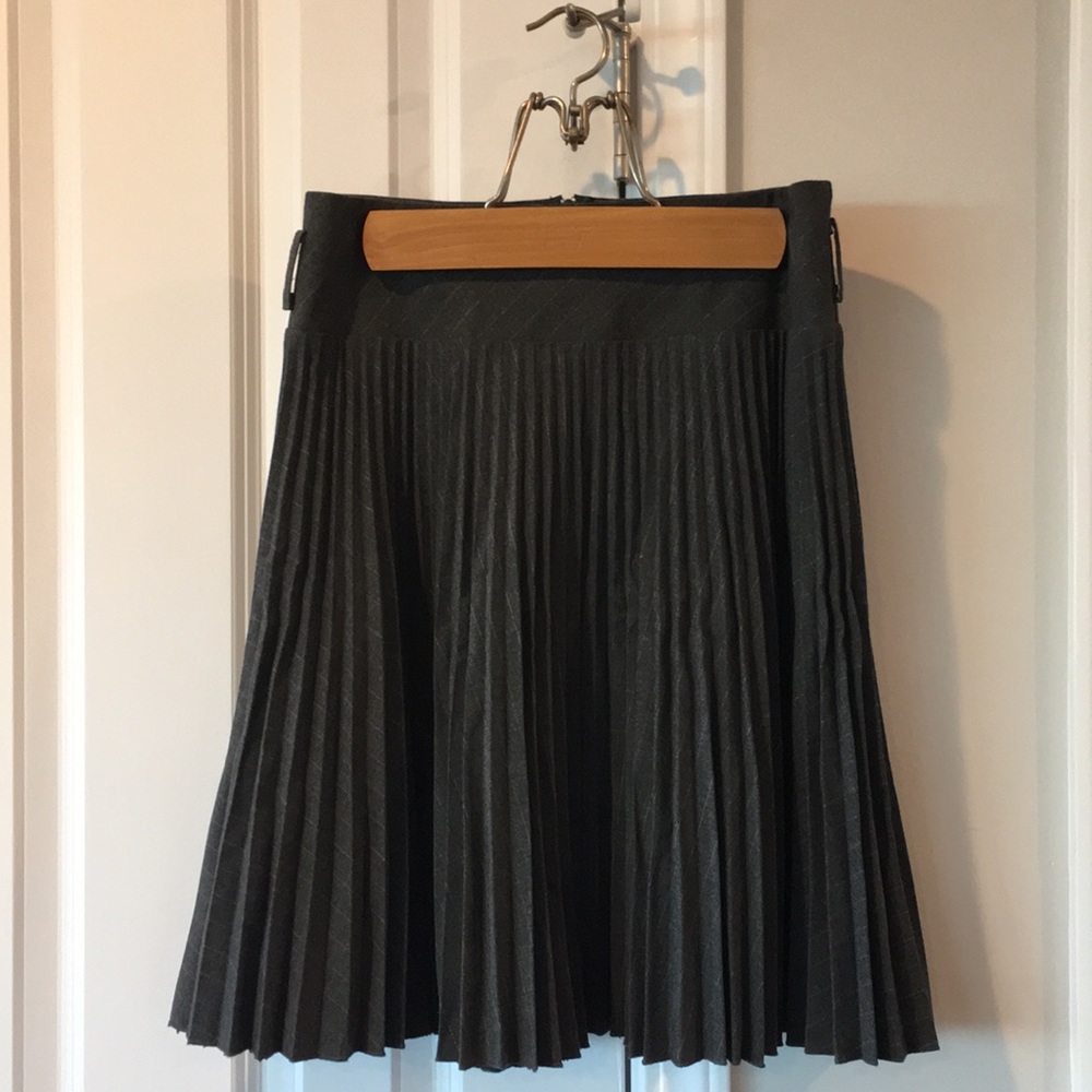 Gray pleated midi skirt, perfect for work!